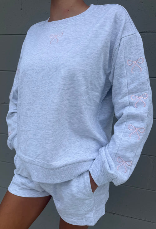 Bow Embroidered Pullover and Shorts 2pcs Set